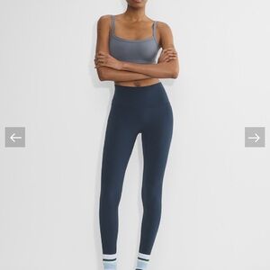 Like new condition Aritzia Navy Blue Leggings